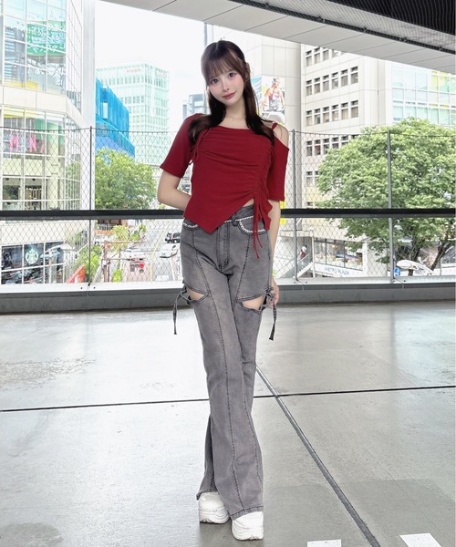 one way(ワンウェイ)の「レース付きサイドスリットデニム(デニムパンツ・レディース・ブルー/ブラック・SMALL/MEDIUM)」の3枚目の写真