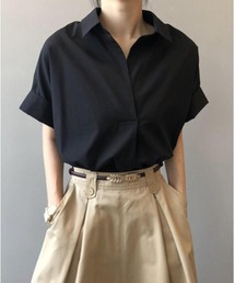 スキッパー半袖ブラウス