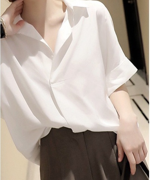 mielu（ミエル）の「スキッパー半袖ブラウス（シャツ/ブラウス・レディース・ホワイト/ベージュ/ブラック・LARGE/MEDIUM）」の9枚目の写真