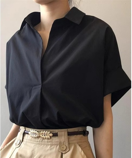 mielu（ミエル）の「スキッパー半袖ブラウス（シャツ/ブラウス・レディース・ホワイト/ベージュ/ブラック・LARGE/MEDIUM）」の5枚目の写真