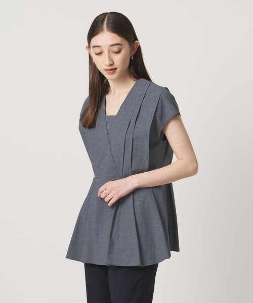 UNITED ARROWS(ユナイテッドアローズ)の「MANTECO POP フレンチスリーブ ブラウス(シャツ/ブラウス・レディース・ブラック/その他7/クリーム/ダークブラウン・FREE)」の4枚目の写真