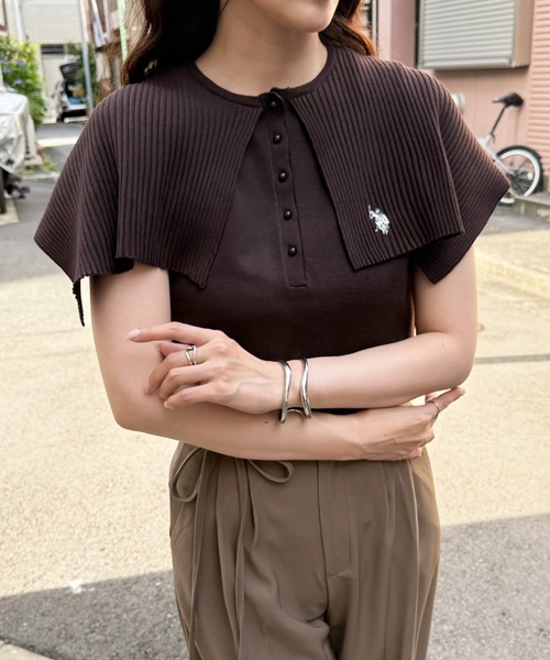 U.S. POLO ASSN.（ユーエスポロアッスン）の「【U.S. POLO ASSN.】着痩せ/体型カバー ワンポイント刺繍 レイヤードビッグカラーニット（ニット/セーター・レディース・ホワイト/ブラック/ブラウン・FREE）」の11枚目の写真