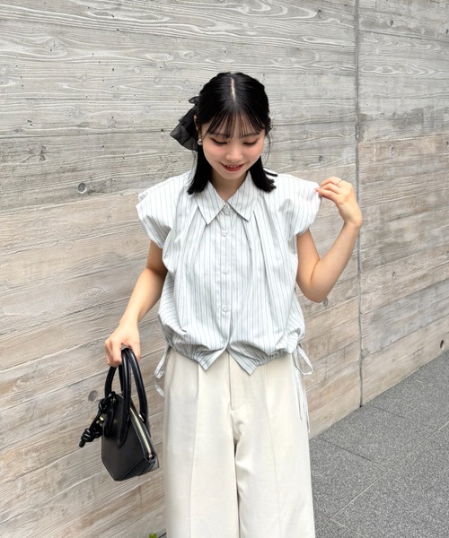 hinari（ヒナリ）の「2wayバルーンシャツ(襟取り外し可能)（シャツ/ブラウス・レディース・ライトブルー/ホワイト・FREE）」の4枚目の写真