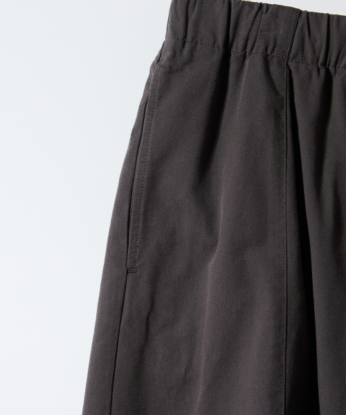 HORLISUN(ホーリーサン)の「Blossom Curved Barrel Pants Charcoal(その他パンツ・メンズ・その他・SMALL/MEDIUM/LARGE)」の3枚目の写真