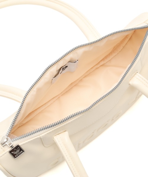 adidas(アディダス)の「adidas ELONGATED BOWLING BAG / アディダス エロンゲーテッド ボウリング バッグ(ショルダーバッグ・レディース・オフホワイト・ONE SIZE)」の4枚目の写真