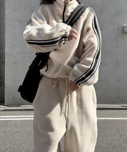 YACA(ヤーカ)の「Side Line Boa Fleece Pants/サイドラインボアフリースパンツ(スウェットパンツ・レディース・ブラック/ライトベージュ・FREE)」の15枚目の写真