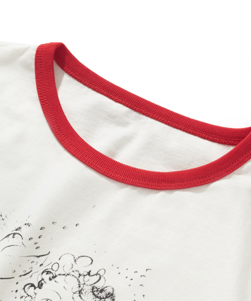 Between A and B（ビトウィーンエイアンドビー）の「花と少女リンガーTシャツ [アイボリー+レッド]（Tシャツ/カットソー・レディース・アイボリー・FREE）」の5枚目の写真