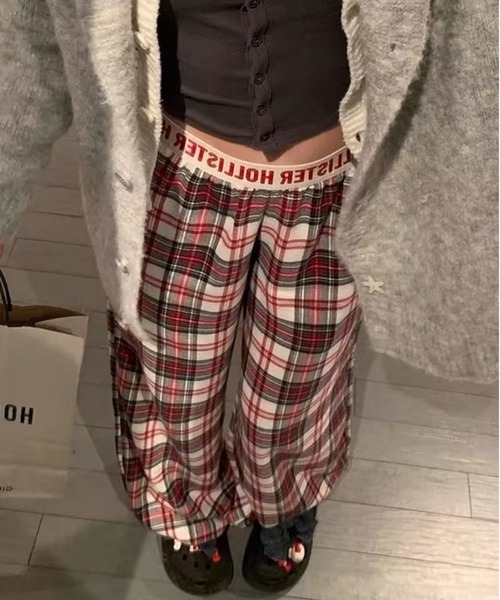 AsheKsha(アシクシャ)の「アメリカンヴィンテージ赤チェック柄ゆったりカジュアルワイドパンツ(その他パンツ・レディース・マルチ・F)」の4枚目の写真