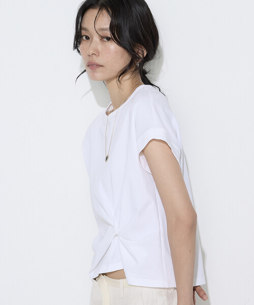 K.T KIYOKO TAKASE(キヨコタカセ)の「〔 TALLサイズ 〕 コットン強撚ポンチ デザインタックシャツ(Tシャツ/カットソー・レディース・シャンパン/ホワイト/ブラウン/サックスブルー・15号/13号)」の7枚目の写真