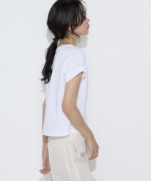 K.T KIYOKO TAKASE(キヨコタカセ)の「〔 TALLサイズ 〕 コットン強撚ポンチ デザインタックシャツ(Tシャツ/カットソー・レディース・シャンパン/ホワイト/ブラウン/サックスブルー・15号/13号)」の9枚目の写真