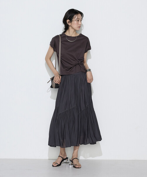 K.T KIYOKO TAKASE(キヨコタカセ)の「〔 TALLサイズ 〕 コットン強撚ポンチ デザインタックシャツ(Tシャツ/カットソー・レディース・シャンパン/ホワイト/ブラウン/サックスブルー・15号/13号)」の11枚目の写真