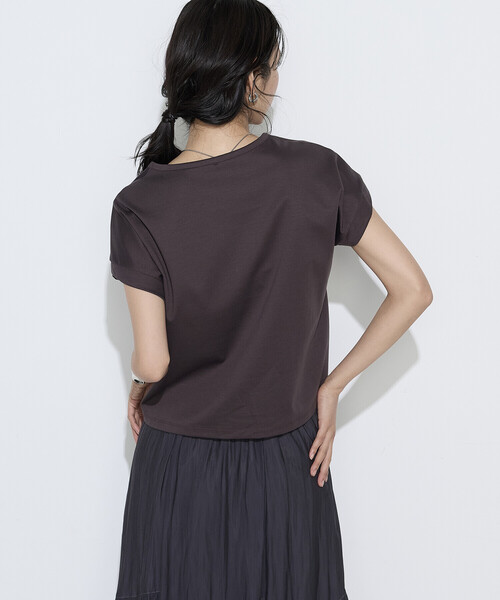 K.T KIYOKO TAKASE(キヨコタカセ)の「〔 TALLサイズ 〕 コットン強撚ポンチ デザインタックシャツ(Tシャツ/カットソー・レディース・シャンパン/ホワイト/ブラウン/サックスブルー・15号/13号)」の16枚目の写真