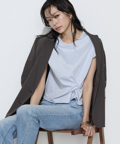 K.T KIYOKO TAKASE(キヨコタカセ)の「〔 TALLサイズ 〕 コットン強撚ポンチ デザインタックシャツ(Tシャツ/カットソー・レディース・シャンパン/ホワイト/ブラウン/サックスブルー・15号/13号)」の21枚目の写真