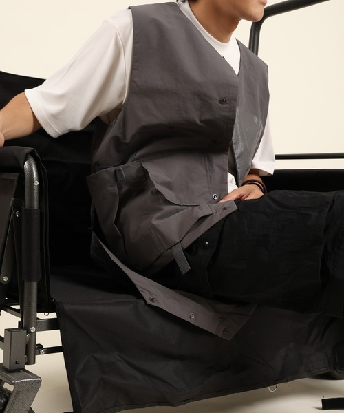 ムラサキスポーツ(ムラサキスポーツ)の「【ムラサキスポーツ限定】DEARLAUREL/ディアローレル フィッシングベスト ‐LOM-VERSATILE VEST【Hiroshi Nozawa design】 DL26S-0201(ベスト・メンズ・グレー/ブラック・L/M)」の15枚目の写真