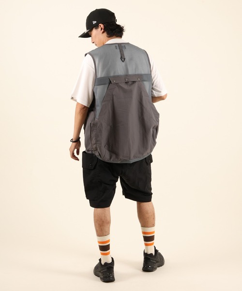 ムラサキスポーツ(ムラサキスポーツ)の「【ムラサキスポーツ限定】DEARLAUREL/ディアローレル フィッシングベスト ‐LOM-VERSATILE VEST【Hiroshi Nozawa design】 DL26S-0201(ベスト・メンズ・グレー/ブラック・L/M)」の13枚目の写真