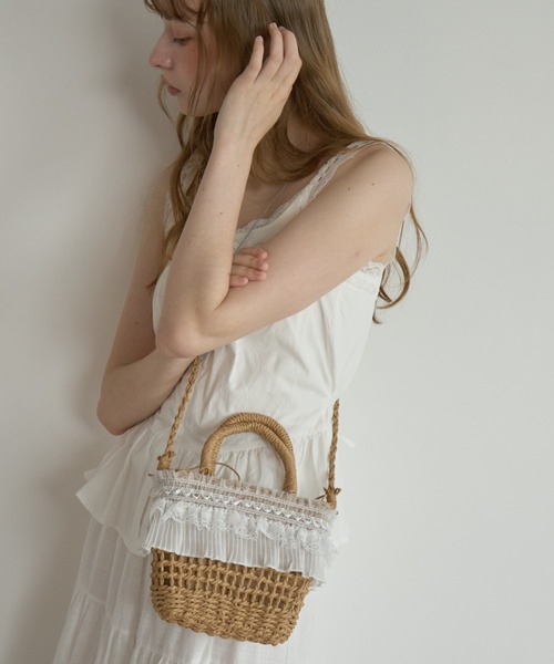 Birthday room(バースデイルーム)の「かごショルダーBAG/Woven Shoulder Bag(ショルダーバッグ・レディース・ベージュ/ブラウン・FREE)」の3枚目の写真