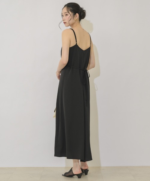 NEUNA(ヌナ)の「ポインテッドトゥメッシュミュール(サンダル・レディース・ブラック・MEDIUM/SMALL/LARGE)」の19枚目の写真