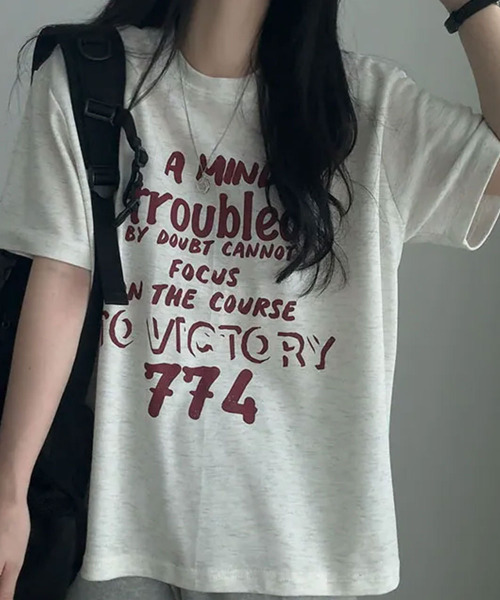VIVID LADY(ビビッドレディー)の「ヴィンテージロゴ 半袖Tシャツ(Tシャツ/カットソー・レディース・ライトグレー/ライトベージュ/ワイン・FREE)」の6枚目の写真