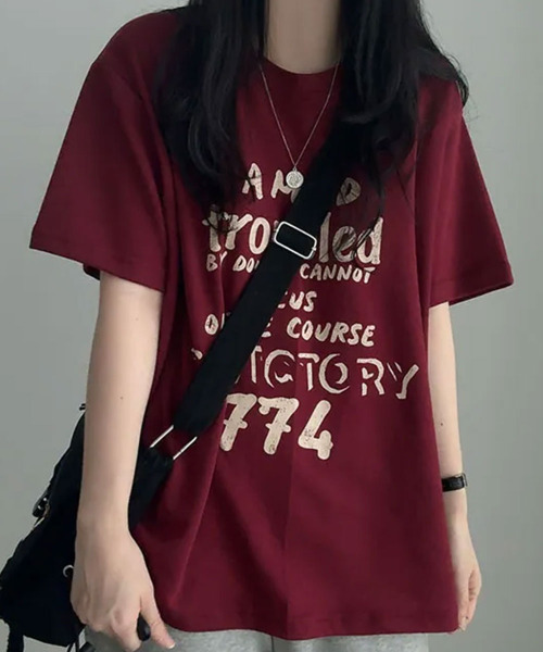VIVID LADY(ビビッドレディー)の「ヴィンテージロゴ 半袖Tシャツ(Tシャツ/カットソー・レディース・ライトグレー/ライトベージュ/ワイン・FREE)」の9枚目の写真