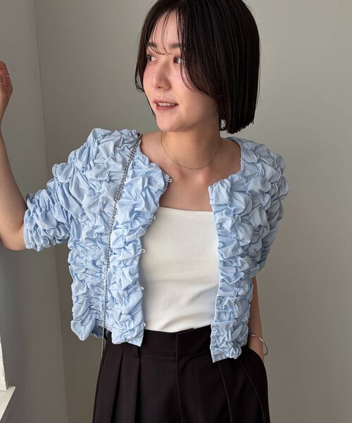 CAPRICIEUX LE'MAGE(カプリシューレマージュ)の「ウェーブシャーリングブラウス(シャツ/ブラウス・レディース・ブルー/ホワイト/ピンク・FREE)」の8枚目の写真
