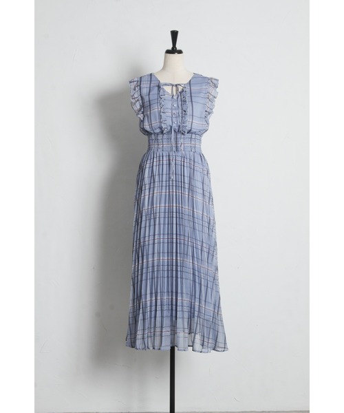 tocco closet(トッコ クローゼット)の「リボン&フリル付きウエストシャーリングチェックプリーツワンピース(ワンピース・レディース・ベージュ/ブルーグレー・M)」の17枚目の写真