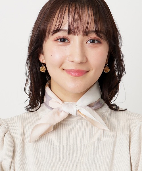 FURLA（フルラ）の「スカーフ アーチロゴ コットン（バンダナ/スカーフ・レディース・イエロー/ピンク/ベージュ・FREE）」の10枚目の写真