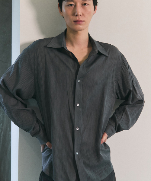 BLUESUNFLOWER（ブルーサンフラワー）の「ソフトシアシャツ[ブラック]（シャツ/ブラウス・メンズ・ブラック・MEDIUM/LARGE）」の8枚目の写真