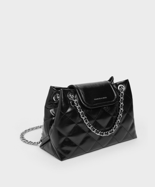 CHARLES & KEITH（チャールズ & キース）の「Apfra アップフラ キルト ショルダーバッグ（ショルダーバッグ・レディース・スミクロ・M）」の2枚目の写真