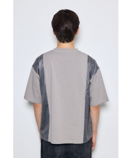 AZUL by moussy（アズールバイマウジー）の「異素材フェイクスエードトップス　半袖　夏服　秋服（Tシャツ/カットソー・メンズ・ブラウン/ブラック/ライトグレー・MEDIUM/LARGE）」の17枚目の写真