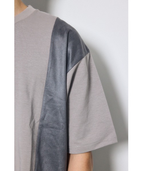 AZUL by moussy（アズールバイマウジー）の「異素材フェイクスエードトップス　半袖　夏服　秋服（Tシャツ/カットソー・メンズ・ブラウン/ブラック/ライトグレー・MEDIUM/LARGE）」の19枚目の写真