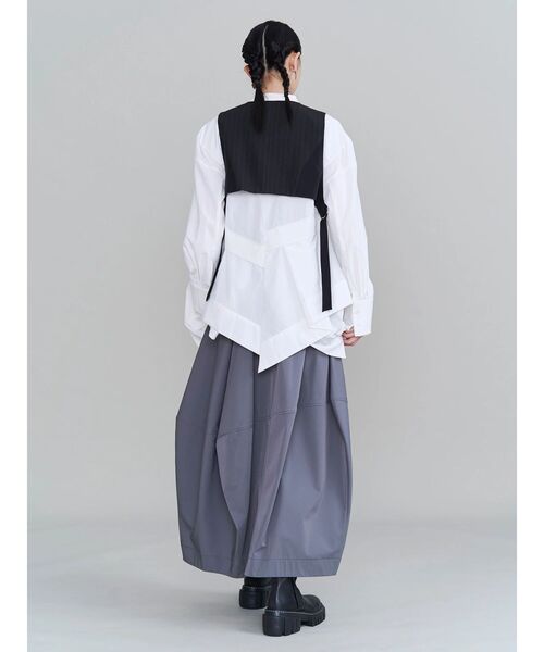 UN3D.(アンスリード)の「ASYMMETRY MIX VEST / アシンメトリーミックスベスト(その他トップス・レディース・グレー/その他1/ブラック・36/38)」の9枚目の写真