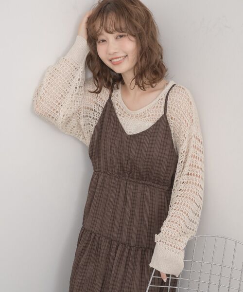RETRO GIRL(レトロガール)の「クルーネックメッシュニット(ニット/セーター・レディース・ダークグリーン/ブルー/ナチュラル・FREE)」の10枚目の写真