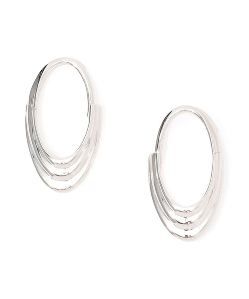 TOMORROWLAND (トゥモローランド)の「Otiumberg. Roscida Ridged Hoops ピアス(ピアス(両耳用)・レディース・シルバー・FREE)」の1枚目の写真