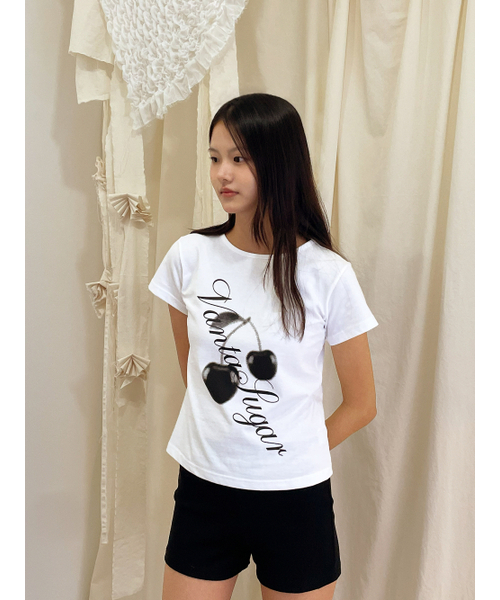 VANTASUGAR(バンタシュガー)の「ブラックチェリーコットンTシャツ(Tシャツ/カットソー・レディース・その他・FREE)」の3枚目の写真