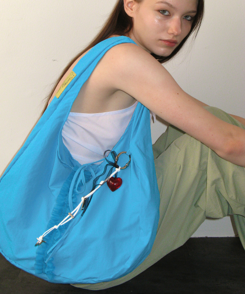 YEOMIMの「frill hobo bag (ocean blue)(エコバッグ/サブバッグ・レディース・その他・FREE)」の1枚目の写真