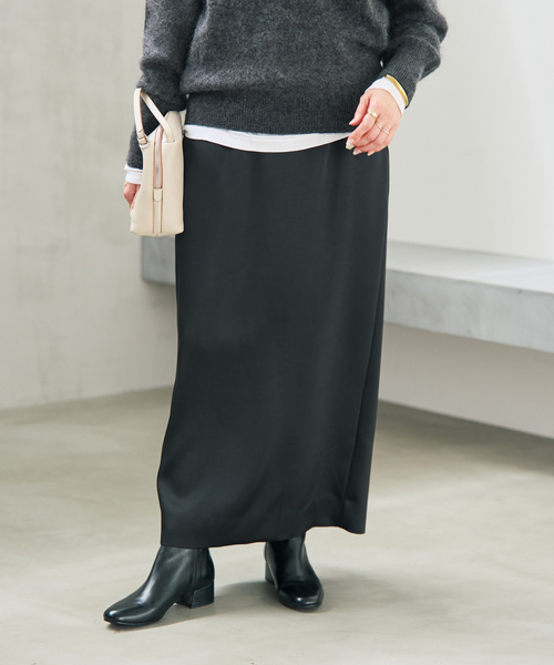 Spick & Span(スピックアンドスパン)の「裏微起毛サテンイージーIラインスカート(スカート・レディース・ベージュ/ブラック・36/38)」の7枚目の写真