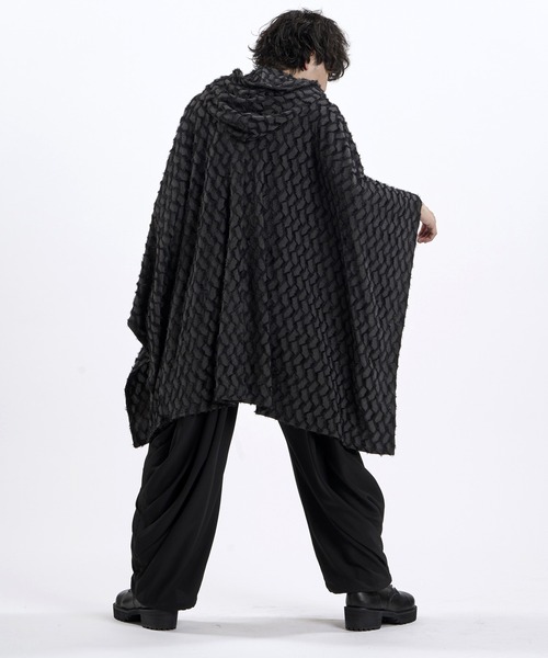 NO ID.(ノーアイディ)の「【NO ID.】Hooded Poncho / フーデッド ポンチョ(ポンチョ・メンズ・その他23/グレー/ブラック・ONE)」の22枚目の写真