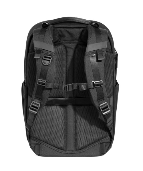 Aer(エアー)の「Aer エアー Travel Pack 4 35L トラベルパック 4 35L バックパック リュック(バックパック/リュック・レディース・ブラック・FREE)」の11枚目の写真