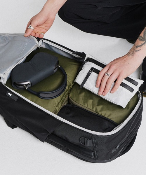 Aer(エアー)の「Aer エアー Travel Pack 4 35L トラベルパック 4 35L バックパック リュック(バックパック/リュック・レディース・ブラック・FREE)」の6枚目の写真