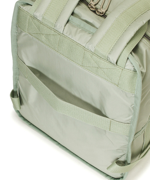 LeSportsac(レスポートサック)の「MED URBAN BACKPACK グリーンカーキC(バックパック/リュック・レディース・グリーン・FREE)」の7枚目の写真