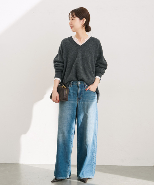 Spick & Span(スピックアンドスパン)の「レースドッキングVネックインナー(Tシャツ/カットソー・レディース・ブラック/ホワイト・FREE)」の6枚目の写真