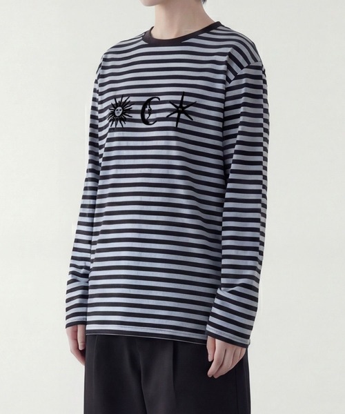 SAINTPAIN(セイントペイン)の「SAINTPAIN/フォーチュンボーダーロングスリーブ(Tシャツ/カットソー・レディース・ブラック/ブルー・LARGE/MEDIUM)」の4枚目の写真