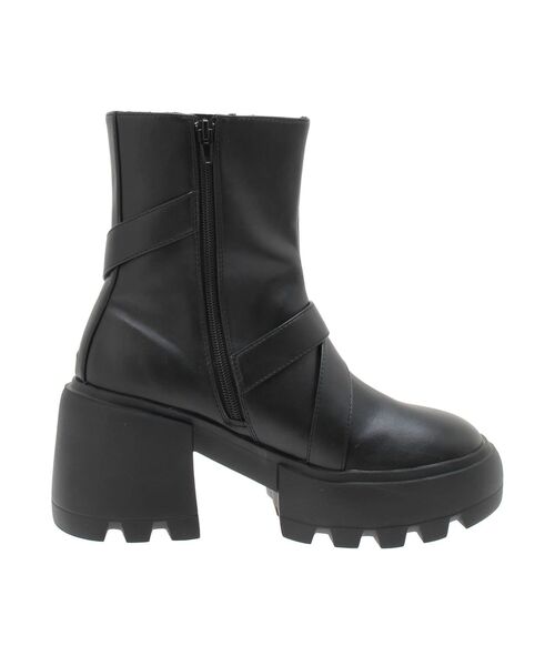 RESEXXY(リゼクシー)の「ベルトデザインショートブーツ(ブーツ・レディース・ブラウン/ブラック・SMALL/MEDIUM/LARGE)」の11枚目の写真