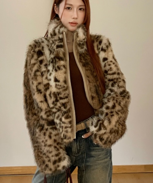 Achic（アシック）の「【秋冬新作】小顔見えレオパード柄ファージップジャケット（テーラードジャケット・レディース・ブラウン・M）」の7枚目の写真