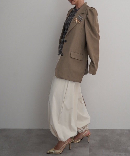 Rashik(ラシク)の「【Rashik】パワショルバックスリットジャケット(テーラードジャケット・レディース・カーキ/チャコール・FREE)」の5枚目の写真