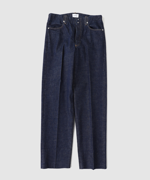 TANAKA(タナカ)の「TANAKA (タナカ) THE JEAN TROUSER RINSE BLUE(スラックス・メンズ・ネイビー・31/29)」の1枚目の写真