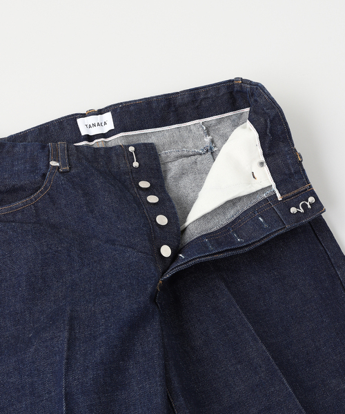 TANAKA(タナカ)の「TANAKA (タナカ) THE JEAN TROUSER RINSE BLUE(スラックス・メンズ・ネイビー・31/29)」の4枚目の写真