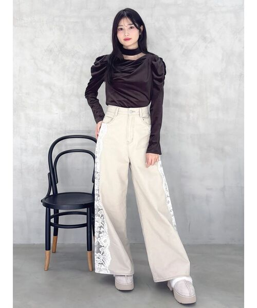 dazzlin（ダズリン）の「チョーカー付ドレープシアーベロアトップス（Tシャツ/カットソー・レディース・ブラウン/ブラック・FREE）」の13枚目の写真