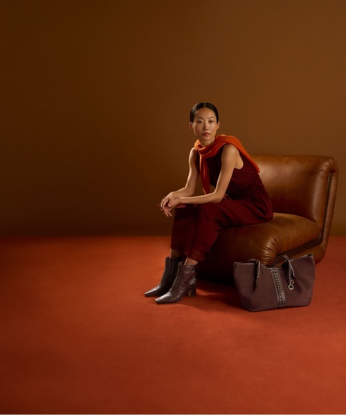COLE HAAN(コールハーン)の「イザベラ スラウチー トート womens(トートバッグ・レディース・ブラウン・OSFA)」の2枚目の写真