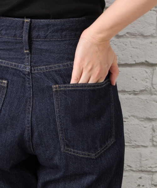 LEPSIM(レプシィム)の「ハイライズストレートデニムパンツ 725479(デニムパンツ・レディース・ライトブルー/ブルー/ワンウォッシュ・LARGE/MEDIUM)」の12枚目の写真